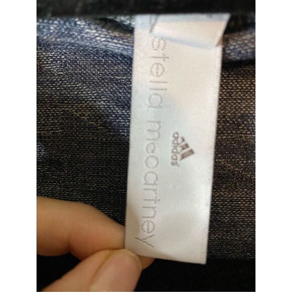 Fits like a Med, Adidas by Stella McCartney grey houndstooth long sleeve tee. - Picture 5 of 8